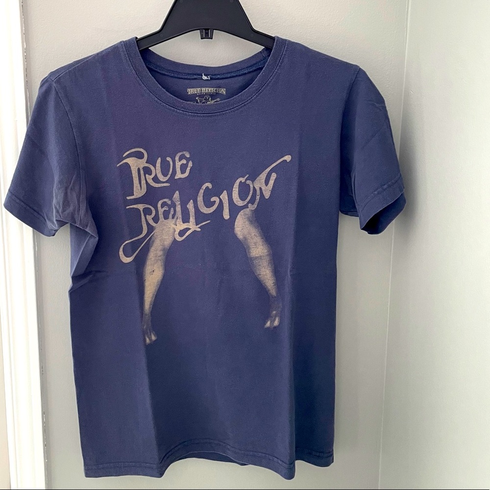 True Religion short sleeve top SOLD !!